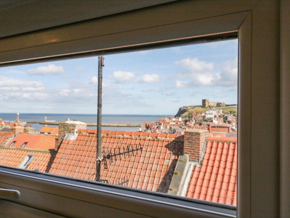 1 Burns Yard Apartment Whitby Bagian luar foto